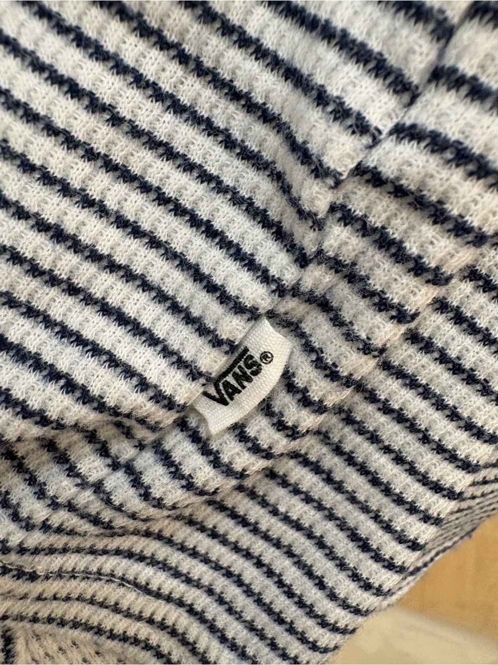 Vans Women’s Navy White Striped Waffle Knit Long Sleeve Tee XL - Picture 5 of 8